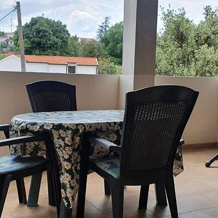 Apartmani Sonia Njivice Kültér fotó