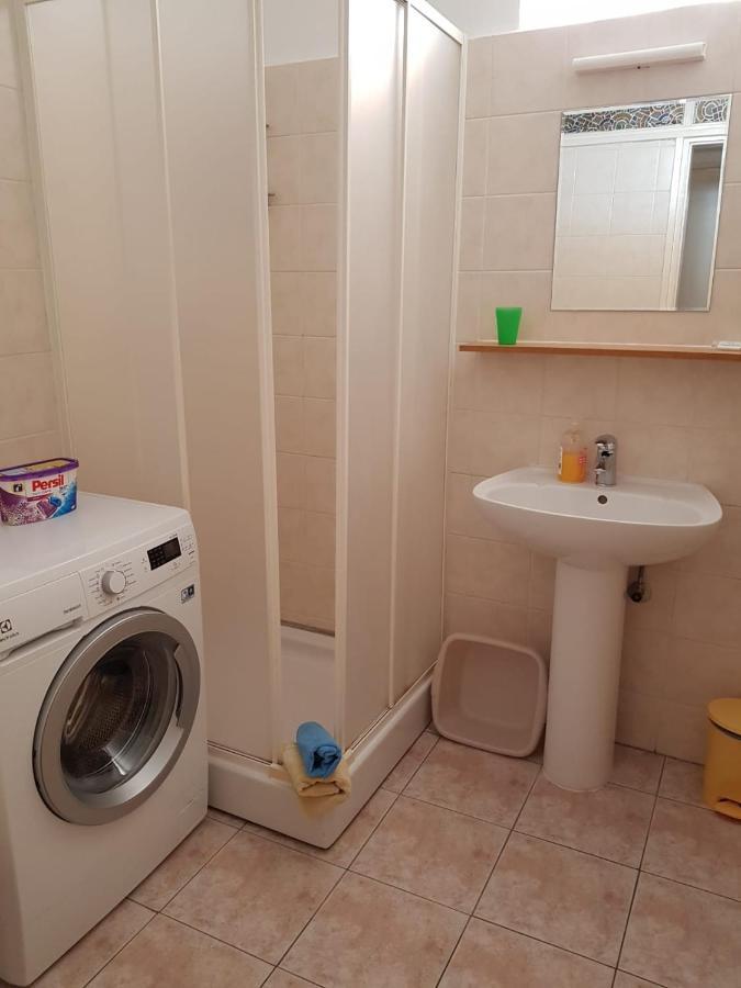 Apartmani Sonia Njivice Kültér fotó