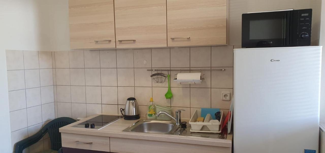 Apartmani Sonia Njivice Kültér fotó