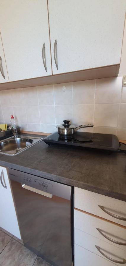 Apartmani Sonia Njivice Kültér fotó