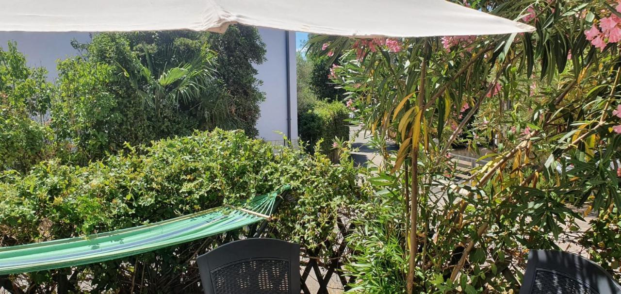 Apartmani Sonia Njivice Kültér fotó