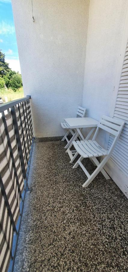 Apartmani Sonia Njivice Kültér fotó