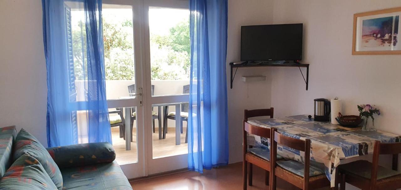 Apartmani Sonia Njivice Kültér fotó