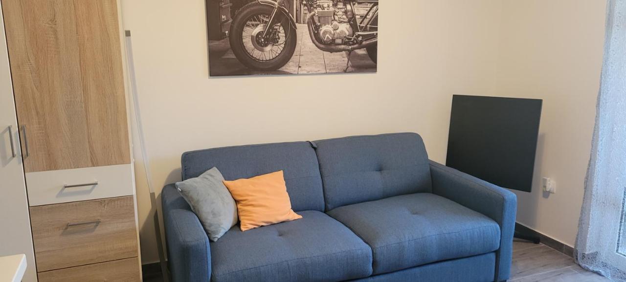 Apartmani Sonia Njivice Kültér fotó