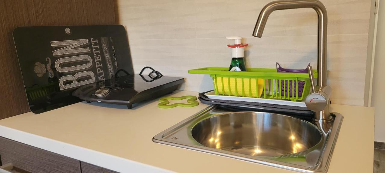 Apartmani Sonia Njivice Kültér fotó