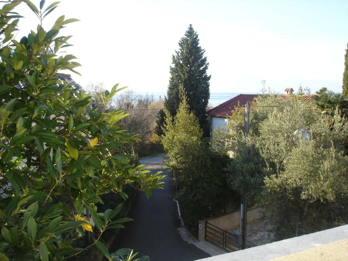 Apartmani Sonia Njivice Kültér fotó